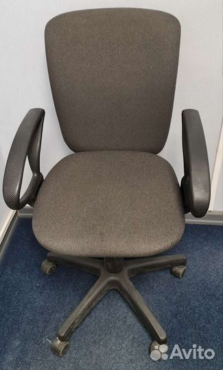 Компьютерное кресло