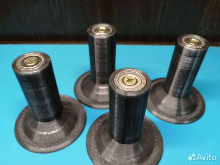 Магнитные стойки для разборки матрицы телевизора