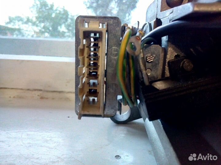 Двигататель стиральной машины