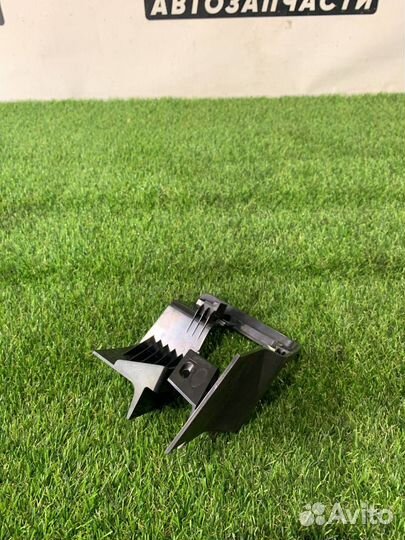 Пластик салазок сиденья передний правый Ford