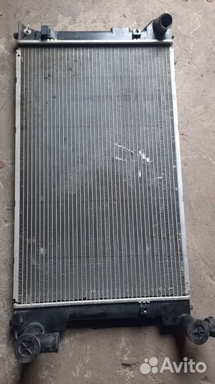 Радиатор охлаждения для Toyota Avensis МКПП