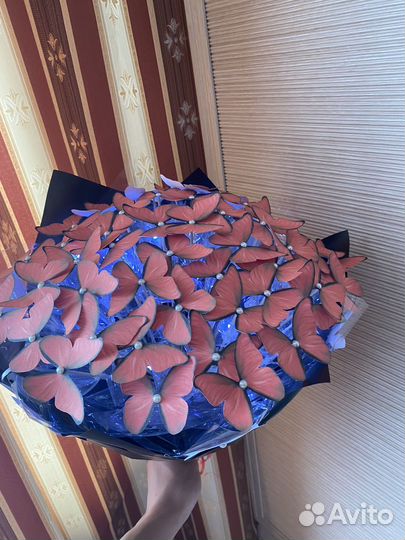 Большой букет из бабочек