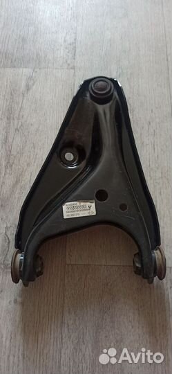 Рычаг подвески передний правый