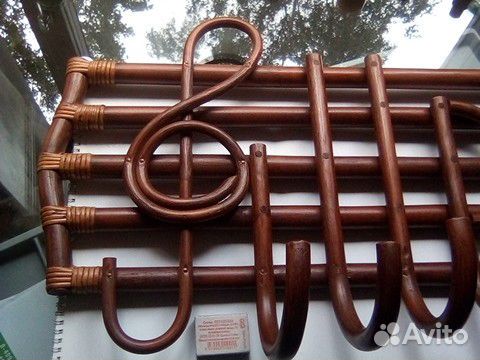 Вешалка из Ротанга, новая, Индонезия