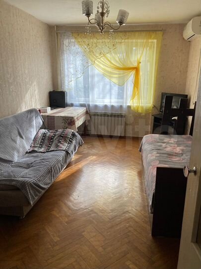 2-к. квартира, 40 м², 1/5 эт.