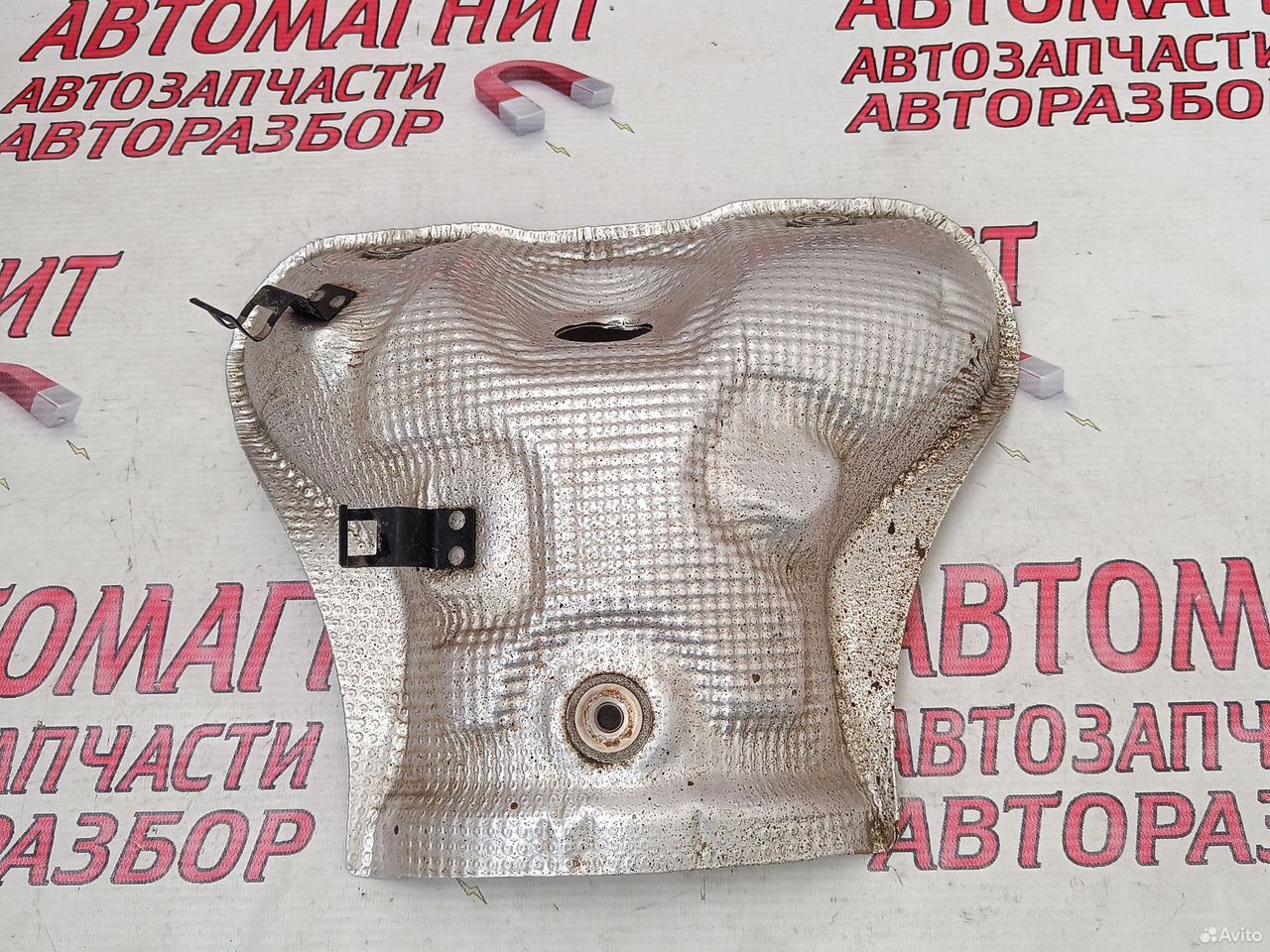 Тепловой экран коллектора Киа Церато 4 BD