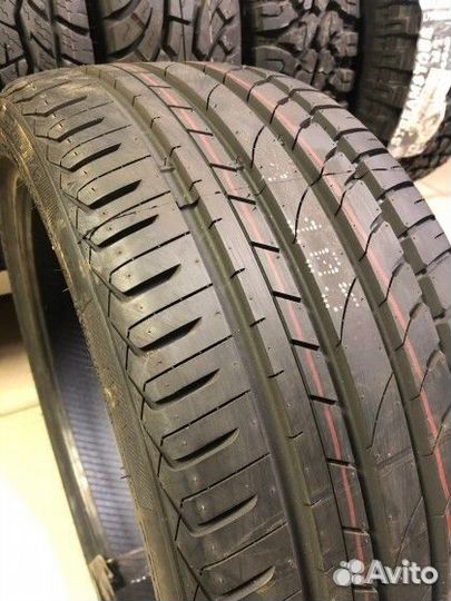 Charmhoo Sports T1 225/40 R18