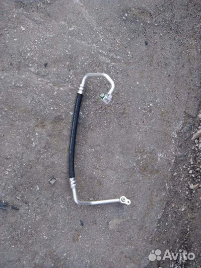 Трубка кондиционера кия Рио. солярис