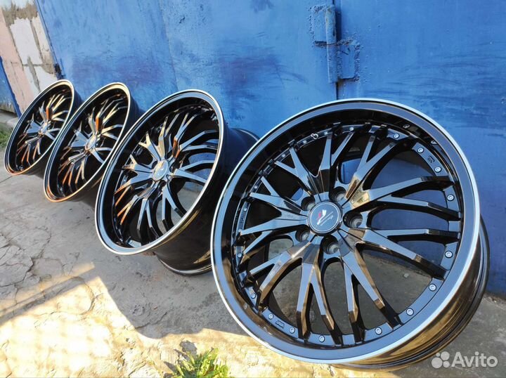 R19 Medalist Trail A/P 245/40, PCD 5x114.3 DIA 73.1