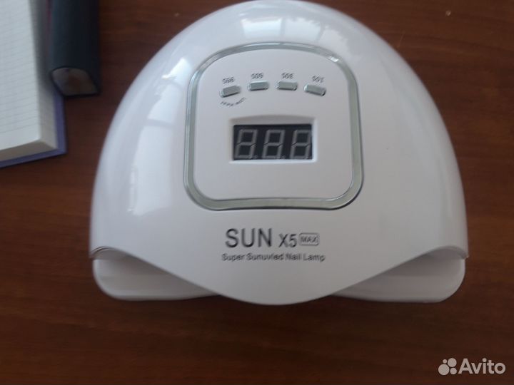 Лампа для сушки ногтей