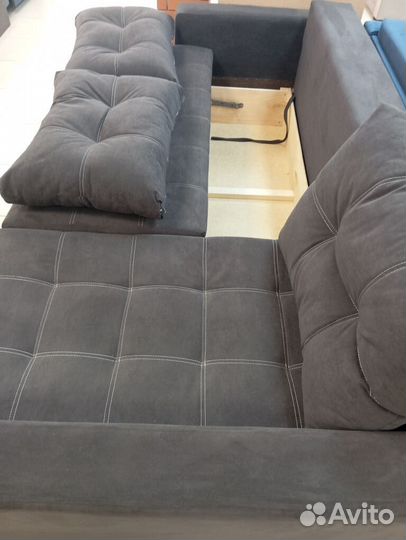 Диван угловой С оттоманкой