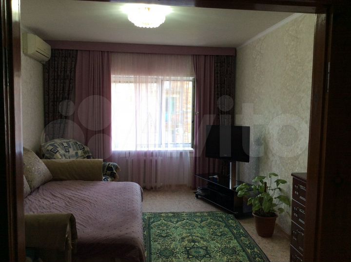 2-к. квартира, 57 м², 4/5 эт.