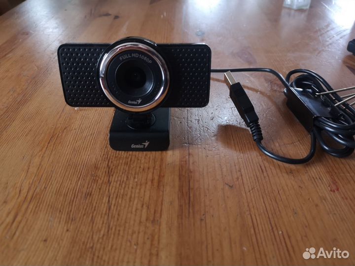 Веб-камера Genius