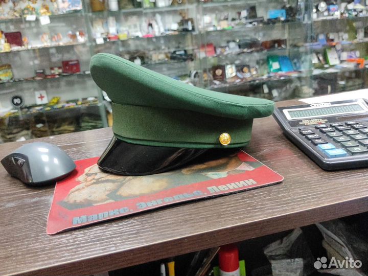 Фуражка с комплектующими для заказа