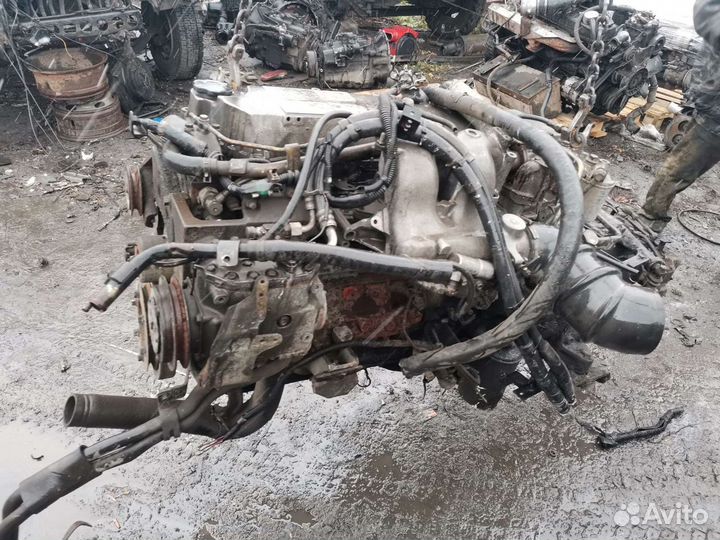 Продам двигатель по запчастям 6hl1 Isuzu Forward
