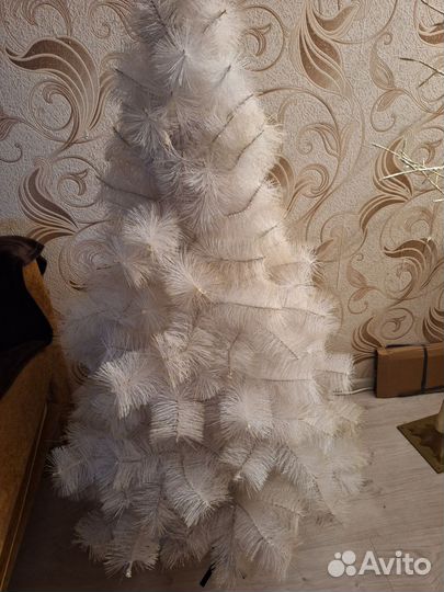 Елка искусственная