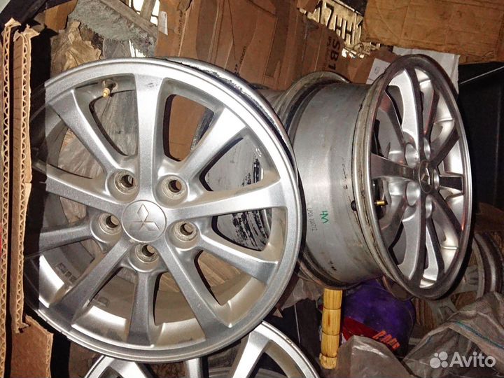 Mitsubishi Lancer 10 Original Japan R16 5x114 67.1