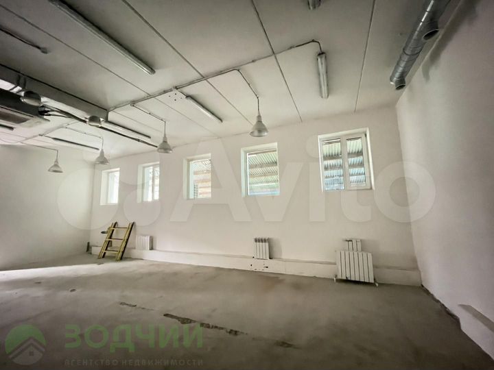 Сдам помещение свободного назначения, 352.6 м²