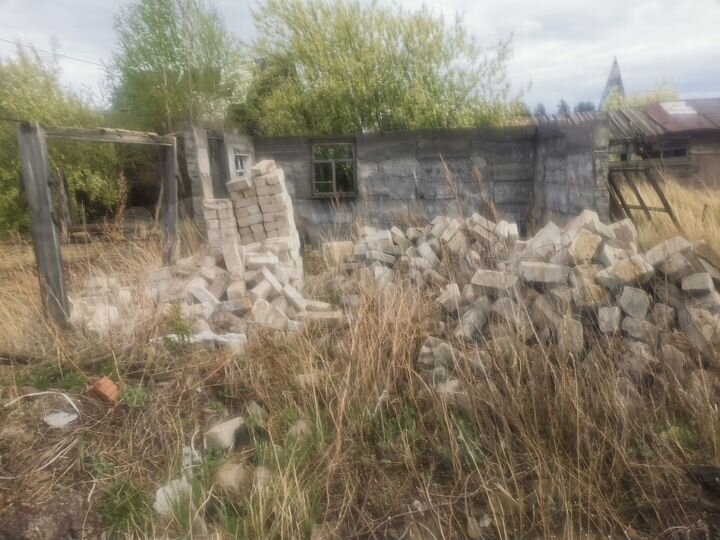 Дом 35,7 м² на участке 11,23 га