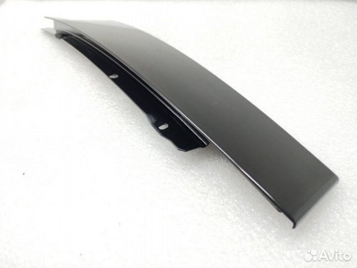 Накладка двери задняя левая Mercedes-Benz E-Class