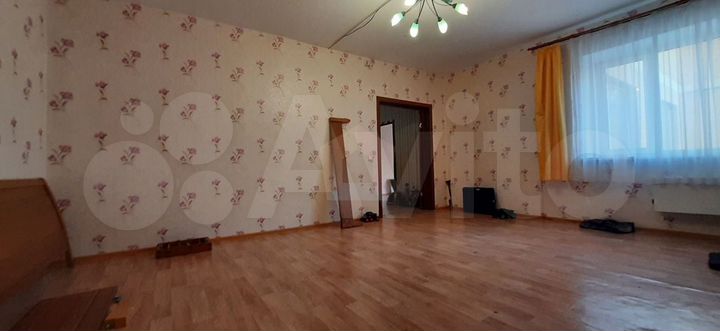 3-к. квартира, 113 м², 2/10 эт.