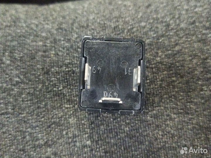 Предохранитель указателей поворота