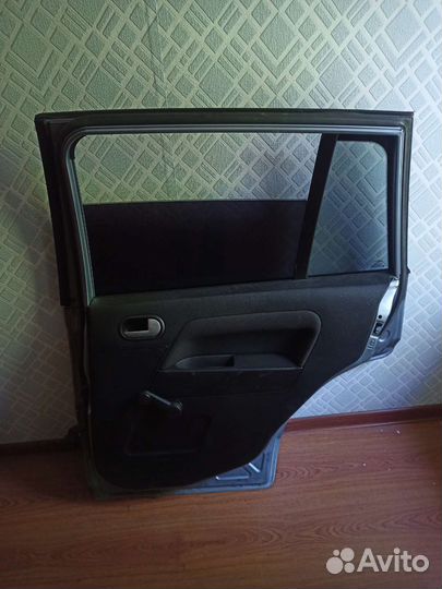 Дверь задняя правая Ford fusion