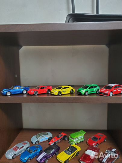 Машинки хот вилс hot wheels