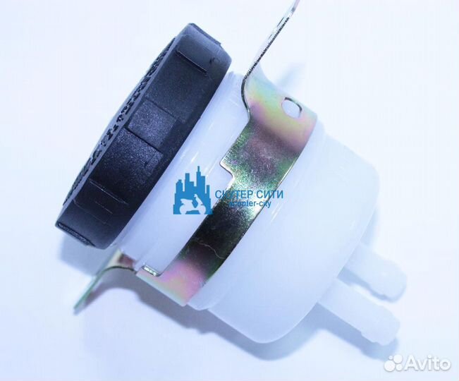 Бачок тормозной жидкости заднего тормоза 800EFI-X