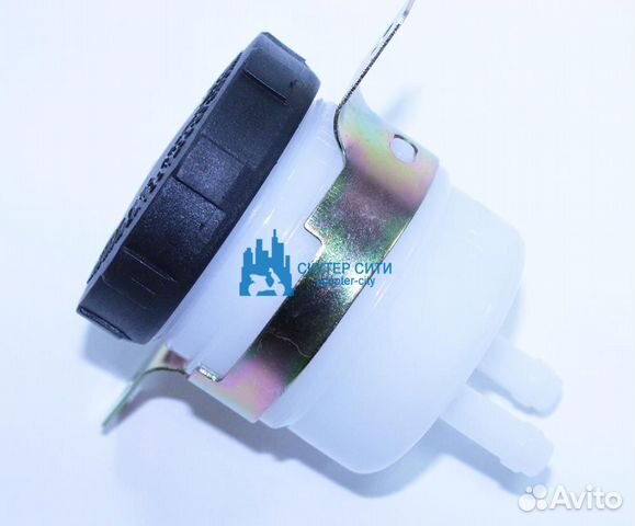 Бачок тормозной жидкости заднего тормоза 800EFI-X