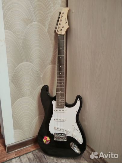 Электрогитара