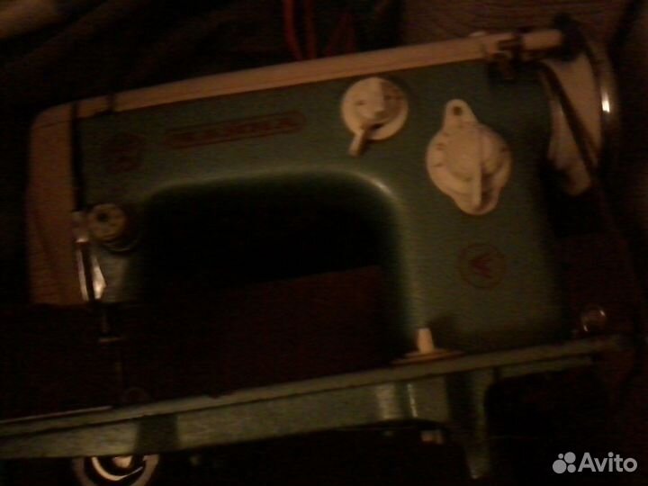 Машинка швейная 