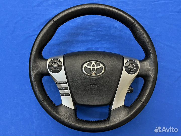 Оригинальный кожаный руль Toyota Sai