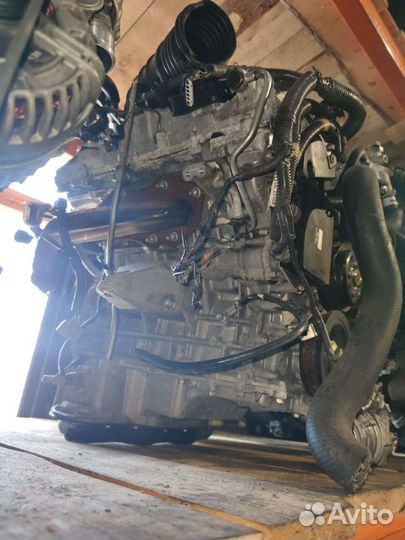 Двигатель.Lexus is 250