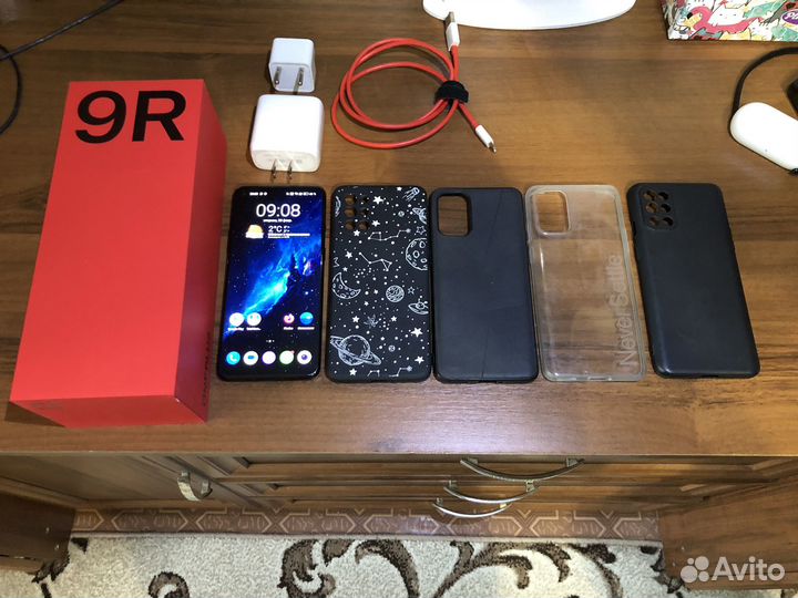 OnePlus 9R, 8/256 ГБ