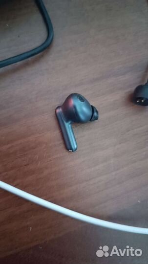 Левый наушник vivo tws 3