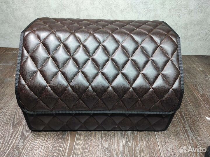 Саквояж в багажник автомобиля