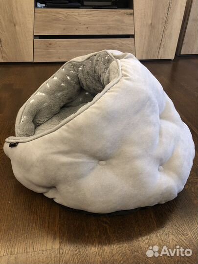 Лежанка-пещера для собак и кошек