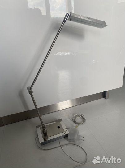 Лампа настольная