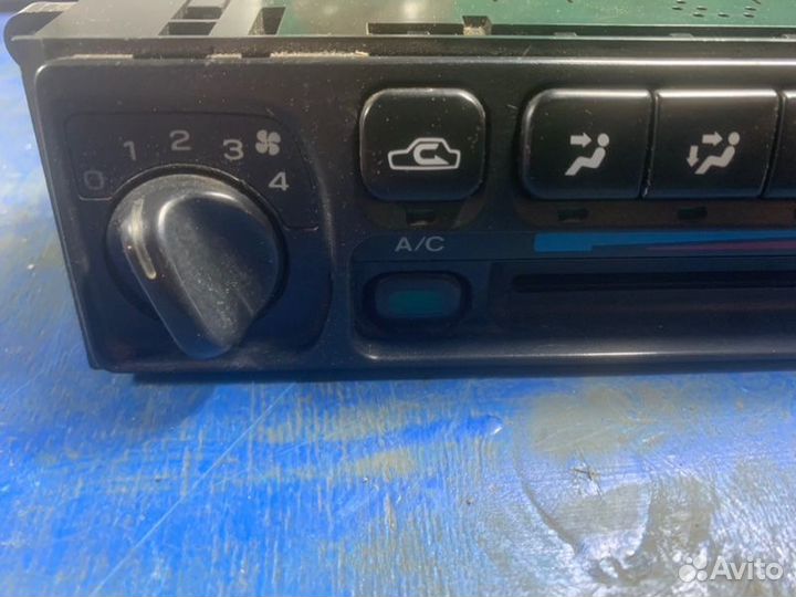 Блок управления климат-контролем Subaru Legacy BG5
