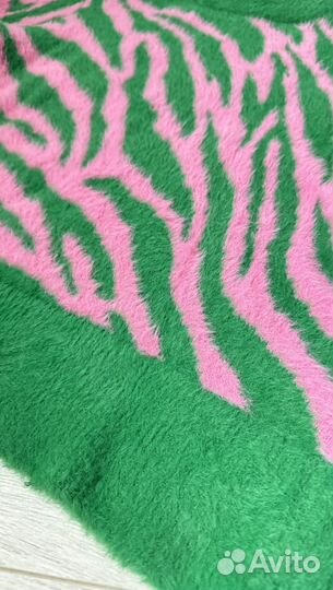 Свитер женский