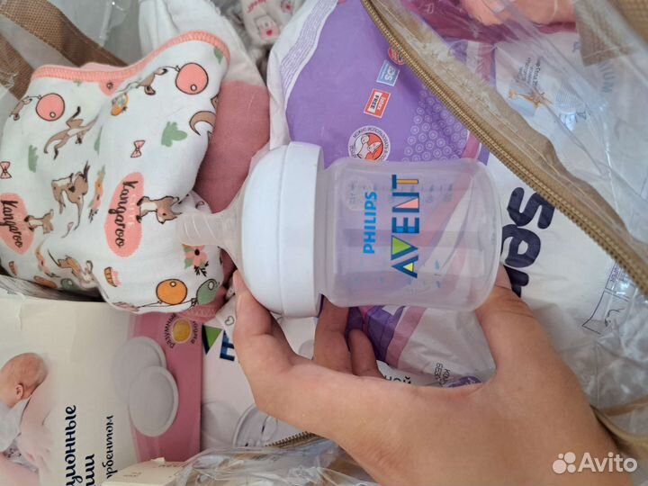 Сумка в роддом и принадлежности