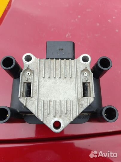 Катушка зажигания Volkswagen Jetta