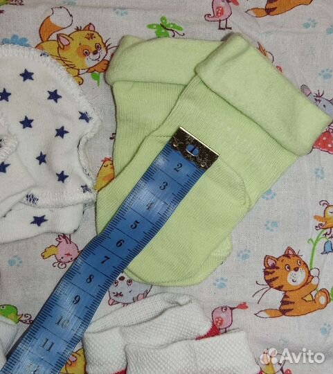 Носочки и антицарапки для новорожденных новые