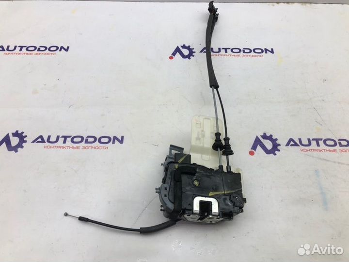 Замок двери задний левый Hyundai Sonata YF G4KJ