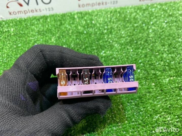 Блок предохранителей Mercedes-Benz B-Class T246