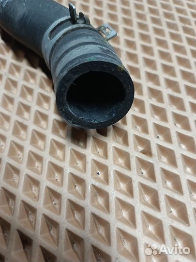 Патрубок радиатора нижний Honda Shuttle GP7 LEB