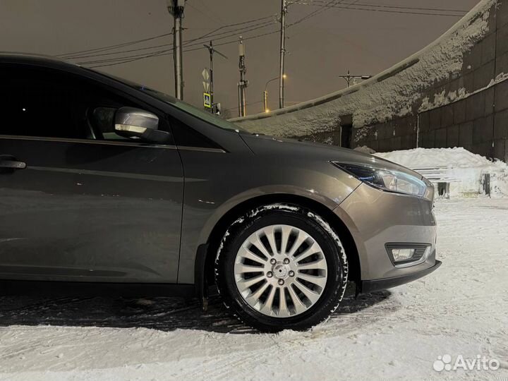 Ford Focus 1.6 AMT, 2015, 124 000 км