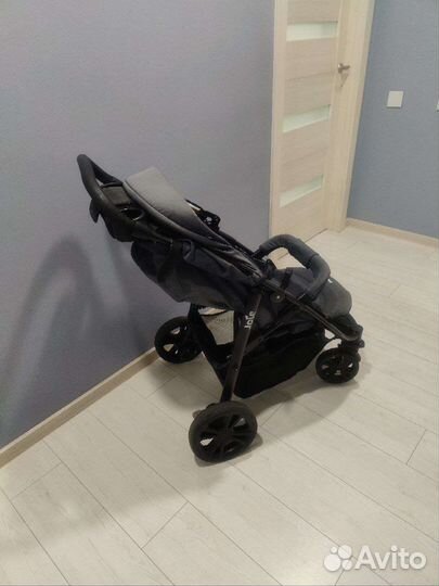 Прогулочная коляска joie litetrax 4