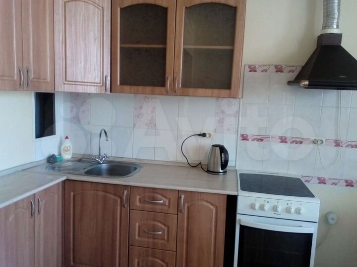 1-к. квартира, 42 м², 10/16 эт.